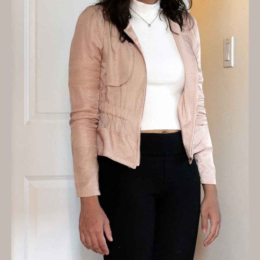 Cropped light weight jacket made in Korea - Picture 3 of 3